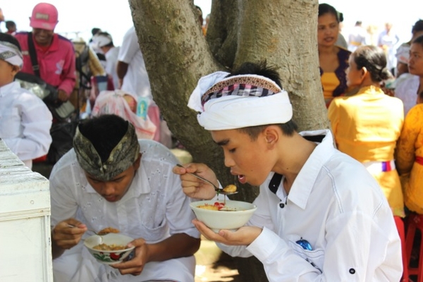 Melasti Kalibukbuk en Kayuputih