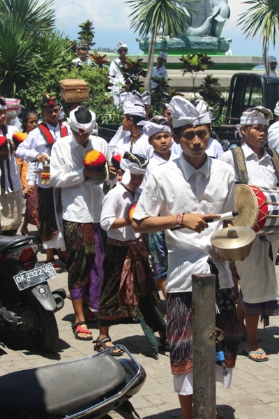 Melasti Kalibukbuk en Kayuputih