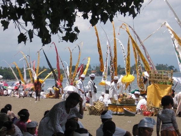 Melasti Kalibukbuk en Kayuputih