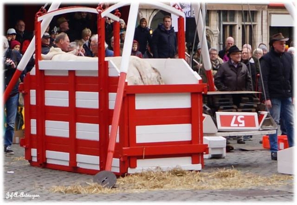 Antwerpen, Jef-A., De Grote Markt, Weegschaal Sint Jan.