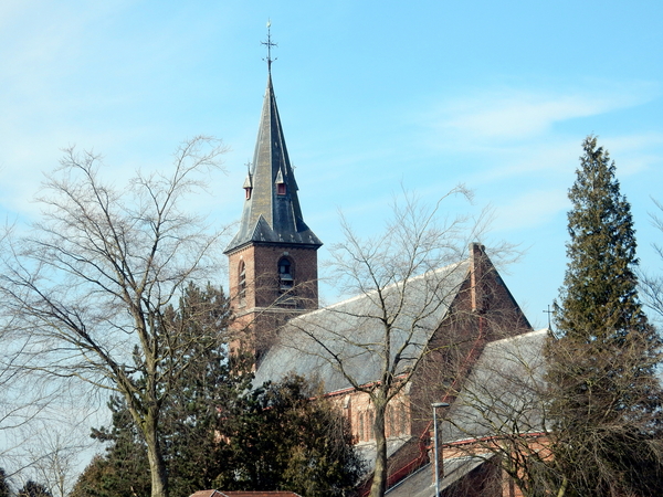 01 kerk van Hertsberge...