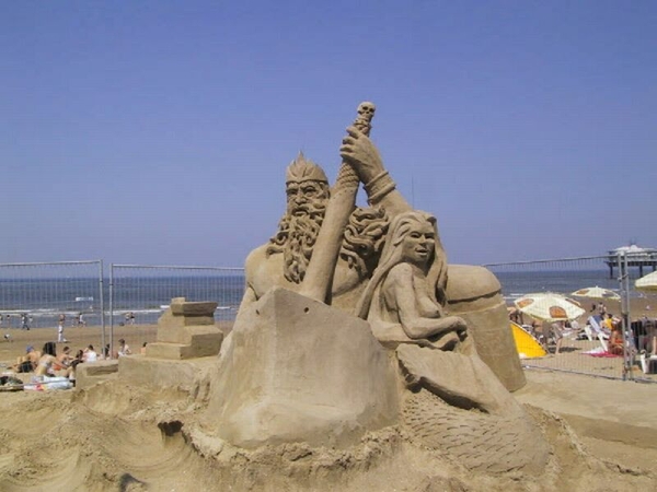 Zand-sculpturen 07-06-2003