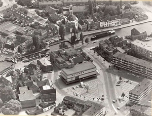 1972 De Sluisjes met het Damplein