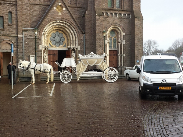 Mooie uitvaart  bij Sluiskant.
