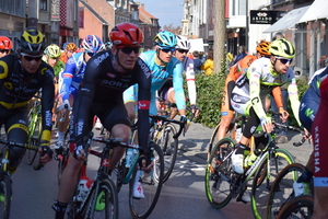 Ronde V. Vlaandere-2016-Doortocht Roeselare-3-4-16