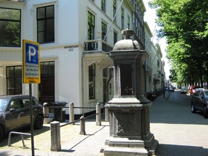 De pomp op het lange Voorhout in Den Haag is weg gehaald,Waarom