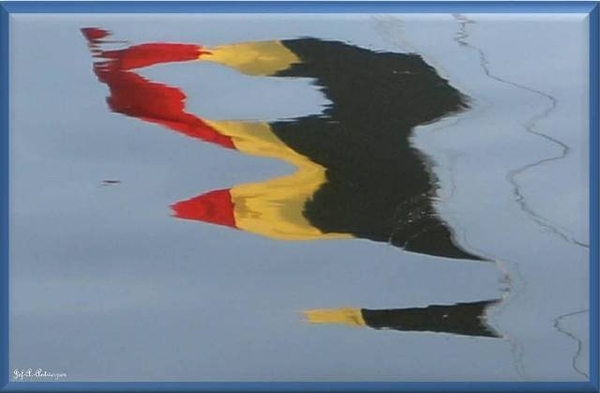 Antwerpen, 't Eilandje, Cadixwijk, Vlaggen,