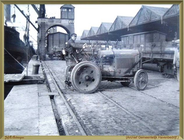 Antwerpen, 't Eilandje, Cadixwijk, foto's haven,