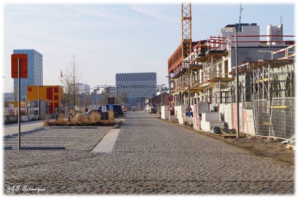 Antwerpen, 't Eilandje, Cadixwijk, Straten, Pleinen, Bruggen, Dokken, Gebouwen, Werven,