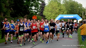 Dwars door de Zilten-25-5-2016-start 14km