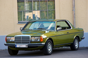 Groene W123c