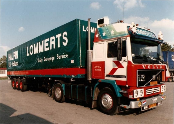 Lommerts - Delfzijl   Chauffeur, Eigenaar  J.W. Brontsema