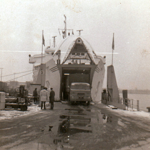 De Daf verlaat de ferry in Trelleborg 1n 1972