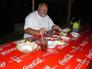 Robert aan de tafel