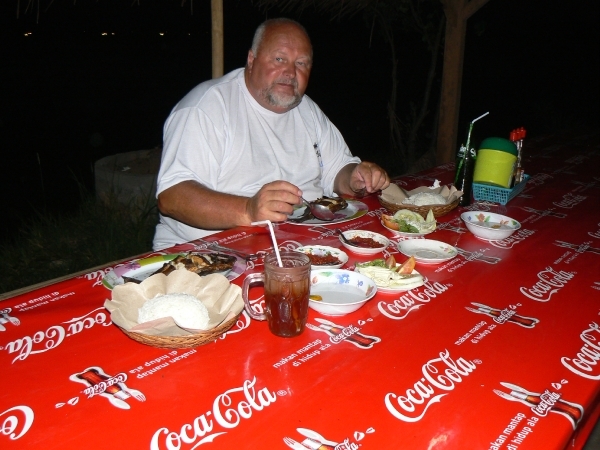 Robert aan de tafel