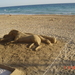 23H 7 NOV 08 Zandsculptuur op het strand van Benidorm