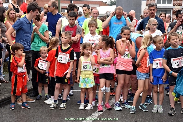 2016-06-12-aardbeienjogging_Vlezenbeek (05)