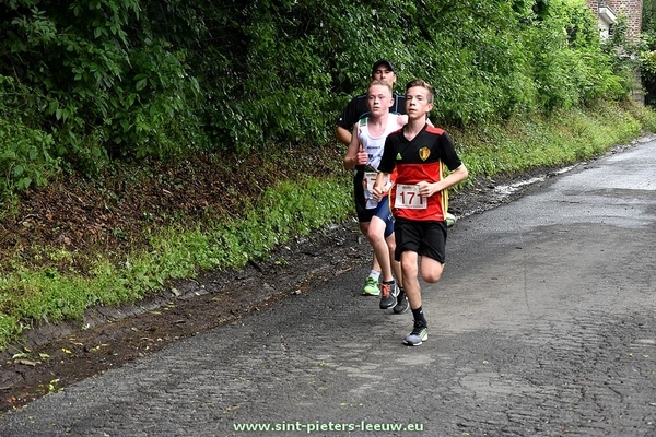 2016-06-12-aardbeienjogging_Vlezenbeek (124)