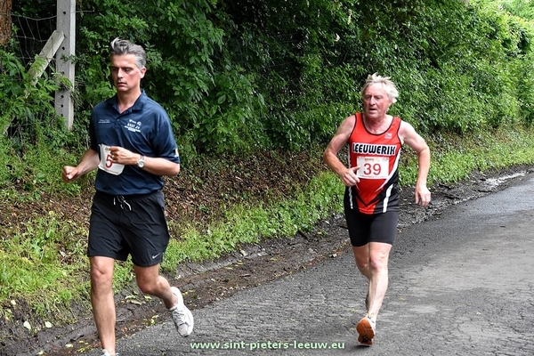 2016-06-12-aardbeienjogging_Vlezenbeek (158)