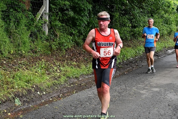 2016-06-12-aardbeienjogging_Vlezenbeek (190)