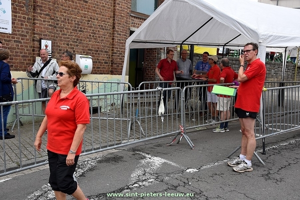 2016-06-12-aardbeienjogging_Vlezenbeek (216)