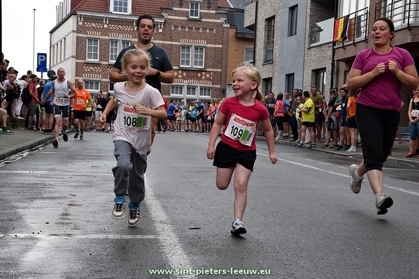 2016-06-12-aardbeienjogging_Vlezenbeek (24)