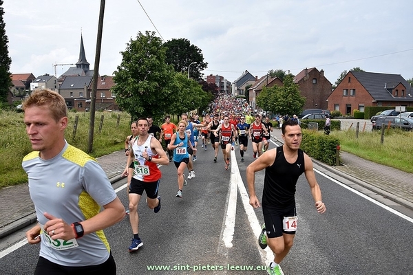 2016-06-12-aardbeienjogging_Vlezenbeek (40)