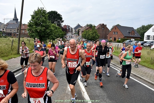 2016-06-12-aardbeienjogging_Vlezenbeek (60)