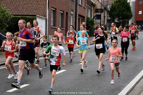 2016-06-12-aardbeienjogging_Vlezenbeek (70)