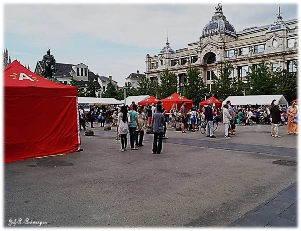 Antwerpen, Groenplaats, Ratha Yatra festival, Hare Krishna