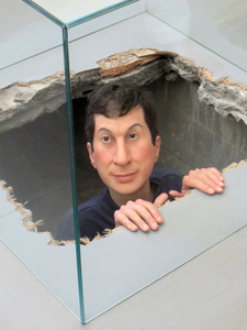 Manhole (Maurizio Cattelan)