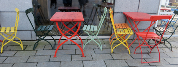 Deze keer stonden de stoelen leeg - 2017