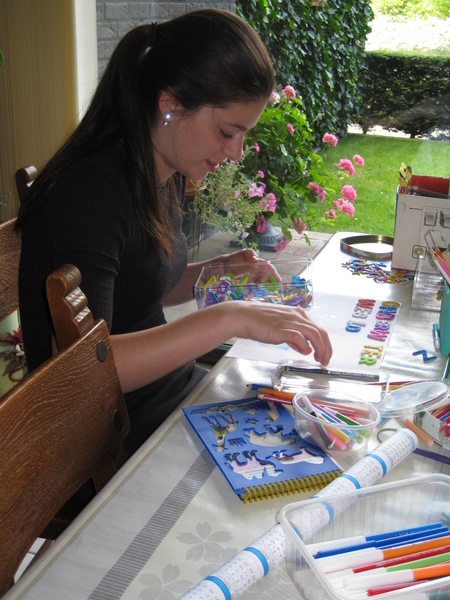 14) Sarah aan het werk