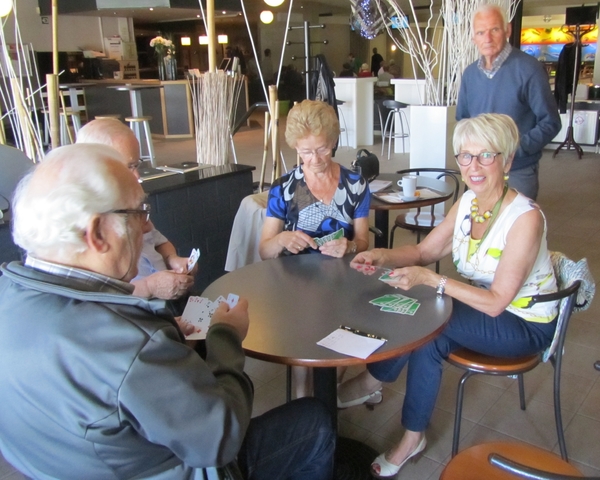 Fotos FONS bowlen en kaarten