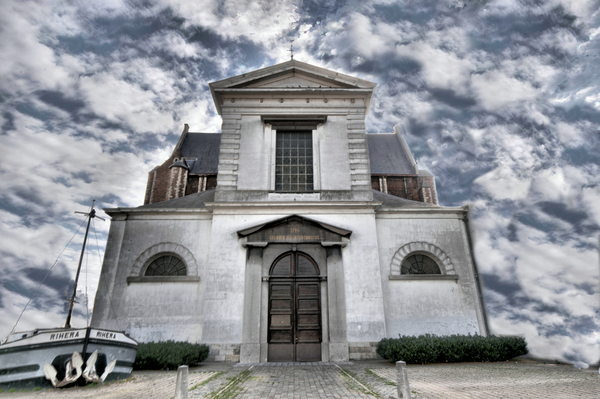 kerk.hdr