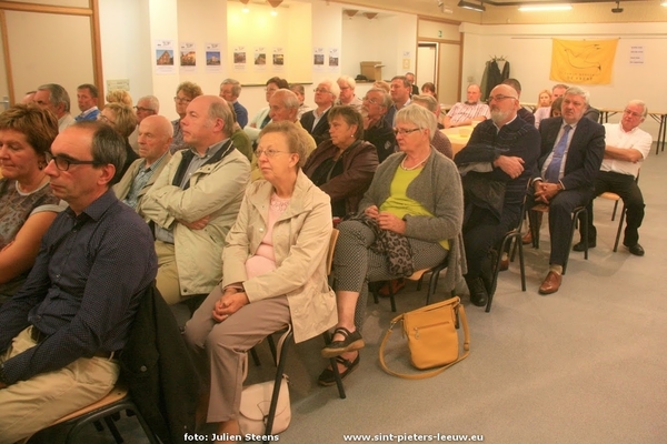 2016-10-08-100ste-postwegkrant_07