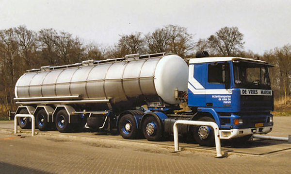 DAF95