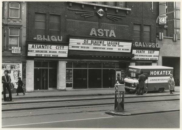 Bijou Asta en Calypso op het Spui