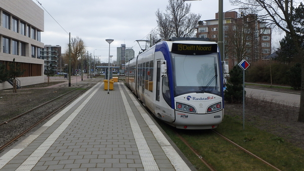 4056-19, Leidschendam 19.03.2016 Burgemeester Banninglaan