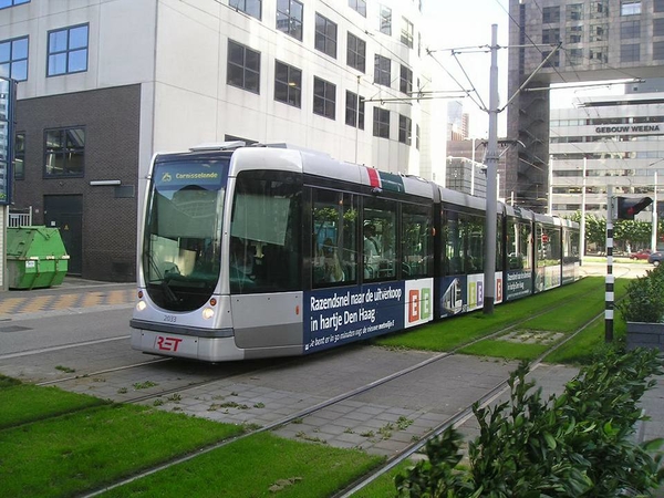 2033  METROLIJN E NAAR DEN HAAG (2010)