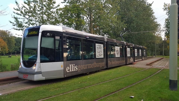 2055  ELLIS GOURMETBURGER (2014)