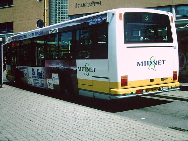 Midnet 1207 Hilversum station