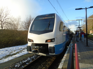 Keolis Flirt3 2017-12-16 Heino station Syntus