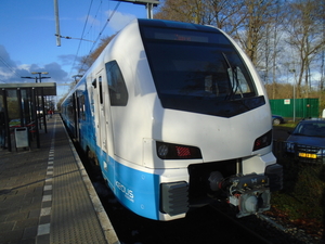 Keolis Flirt3 2017-12-16 Heino station