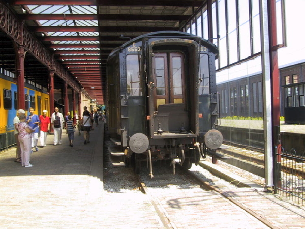 09