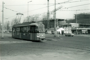 1, lijn 9, Kruisplein, 22-9-1964 (foto W.J. van Mourik)