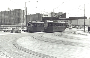 12, lijn 15, Stationsplein, 22-4-1967 (foto W.J. van Mourik)