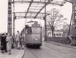 119, lijn 4, Nieuwe Oostbrug, 1953