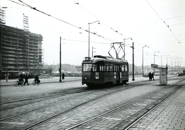 131, buiten dienst, Weena, 13-11-1956 (foto H. Kaper)