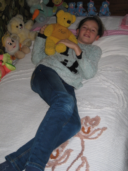 20) Jana op haar bed